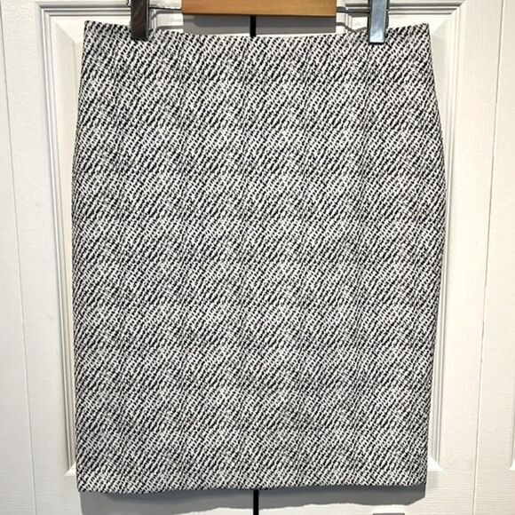 Karl‎ Lagerfeld Paris Black/White Skirt Size 10 - Picture 1 of 12